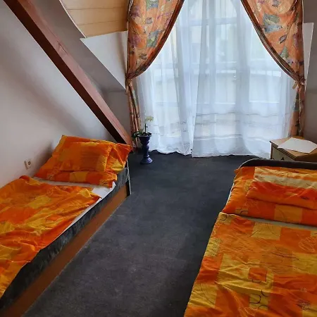 Igazgyongy Apartman * Dunafoldvar