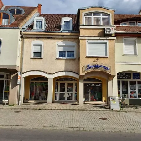 Apartment Igazgyongy Apartman Dunafoldvar